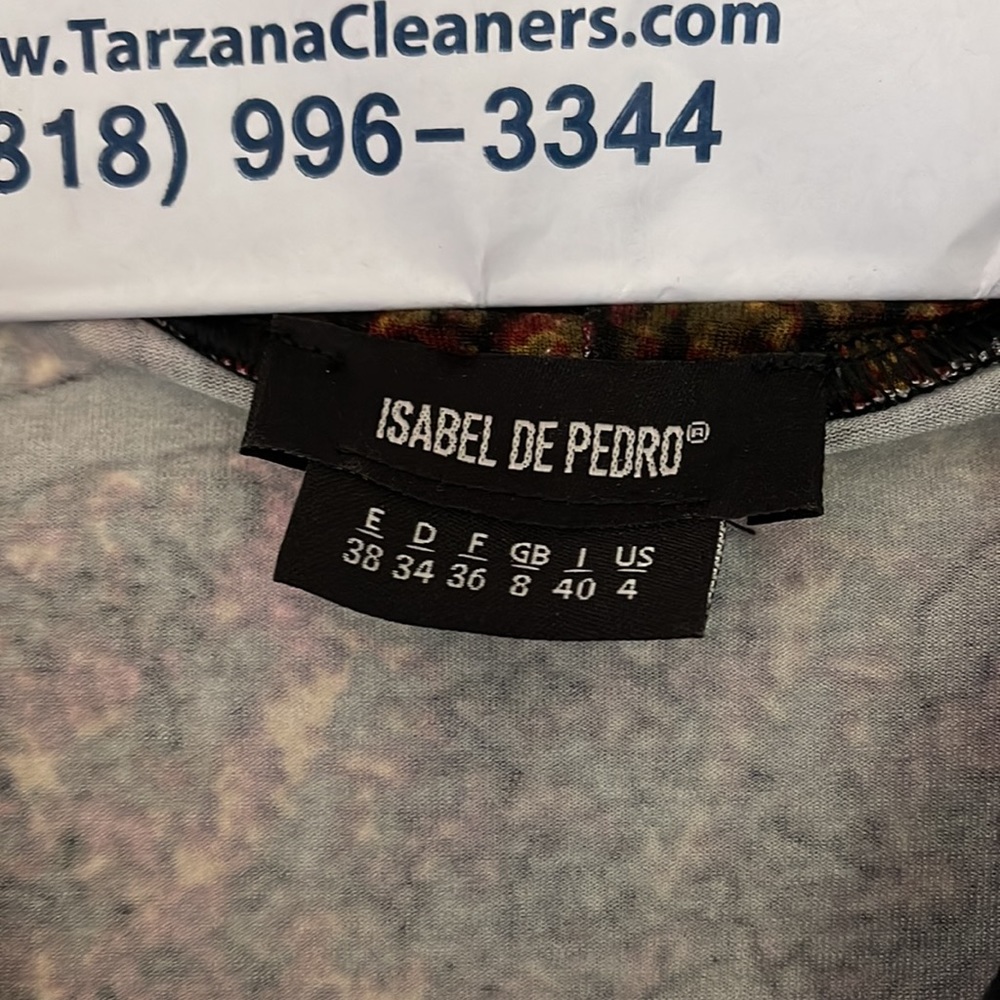 Isabel De Pedro, black and burgundy. Size 4 US - Picture 3 of 4